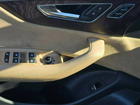 2019 Audi Q8 quattro Prestige 55 TFSI