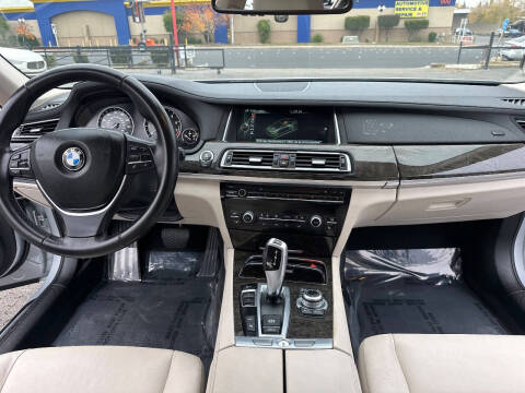 2013 BMW 7 Series 740Li