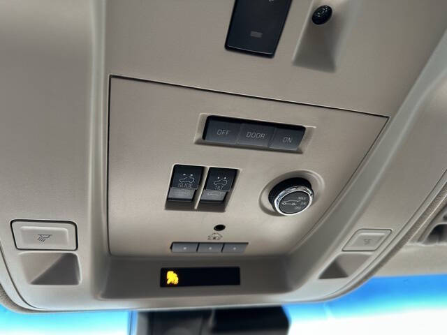 2016 Cadillac Escalade ESV Platinum