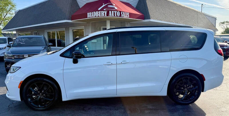 2025 Chrysler Pacifica Limited