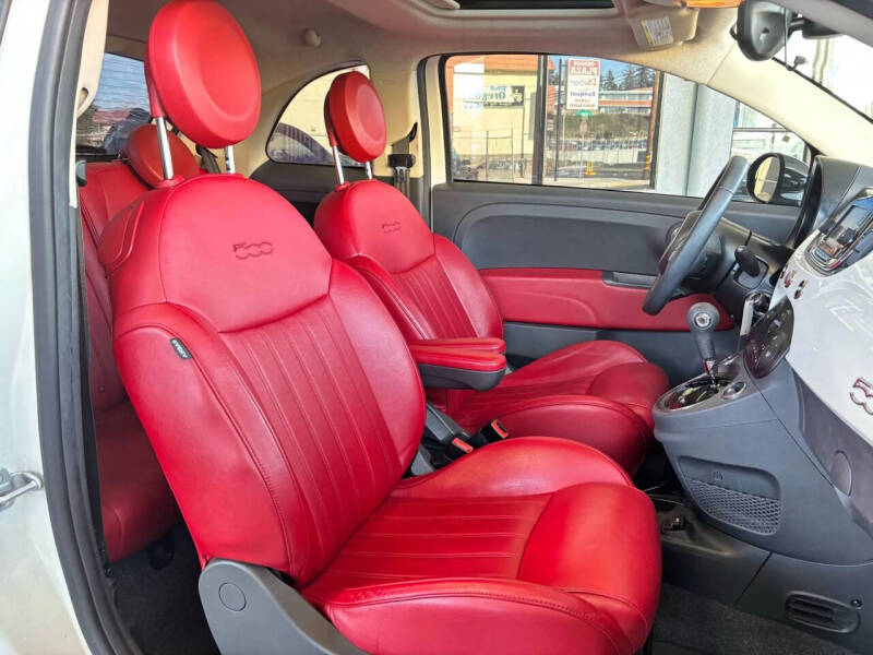 2017 FIAT 500 Lounge