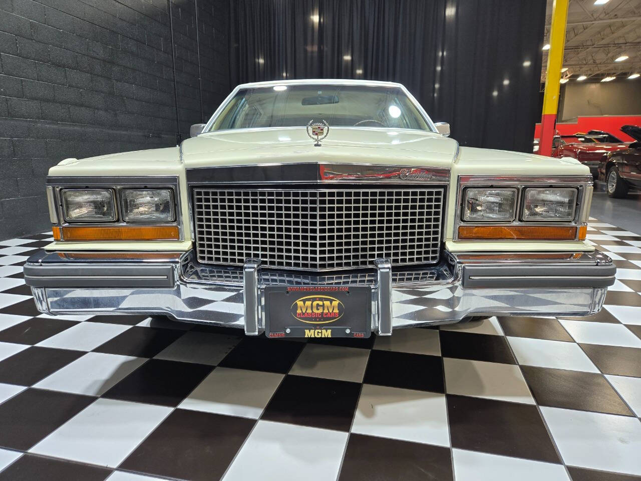 1981 Cadillac Fleetwood Brougham 10