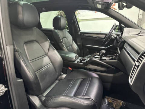2019 Porsche Cayenne S