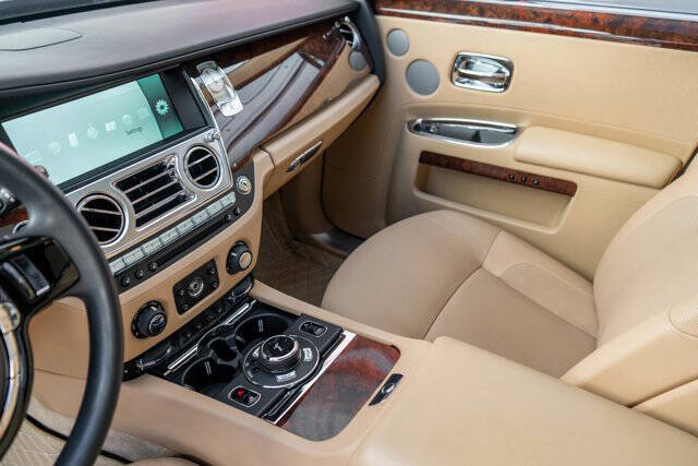 2014 Rolls-Royce Ghost 27