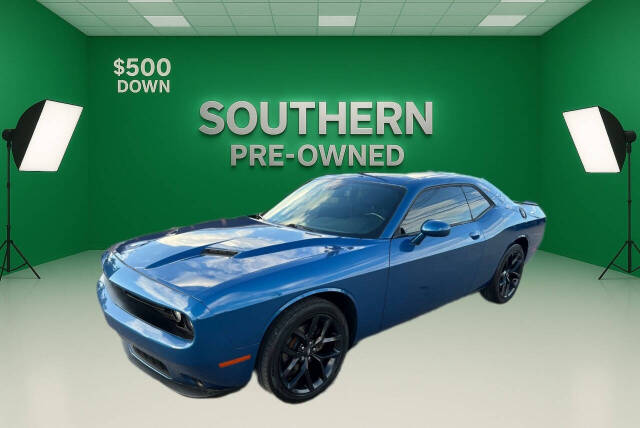 2021 Dodge Challenger SXT's photo