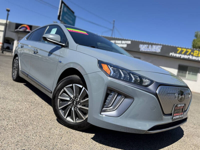 2020 Hyundai IONIQ Limited