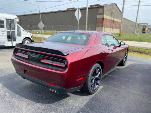 2021 Dodge Challenger SXT