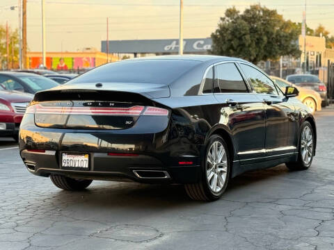 2014 Lincoln MKZ