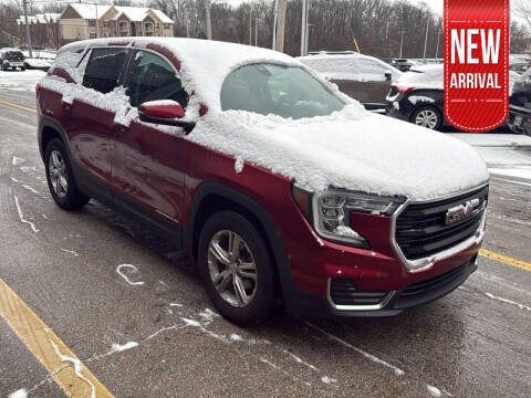 2022 GMC Terrain for sale at Auto Center of Columbus in Columbus OH