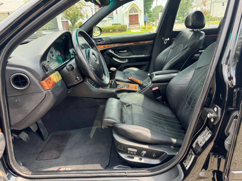 2000 BMW M5