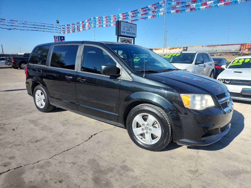 2013 Dodge Grand Caravan SE's photo