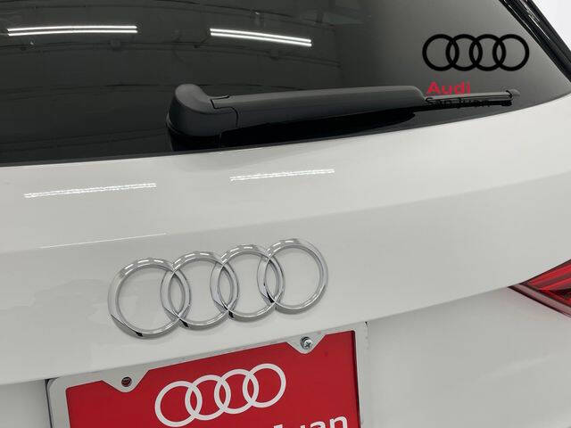 2025 Audi Q3 quattro S line Premium 45 TFSI