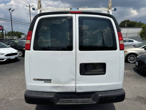 2013 Chevrolet Express 2500