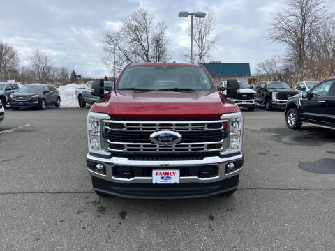 2025 Ford F-350 Super Duty XLT