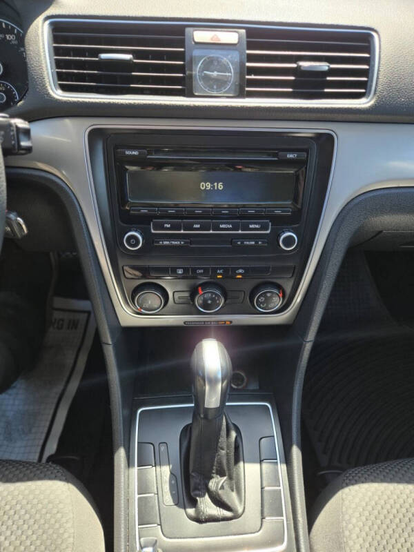 2013 Volkswagen Passat