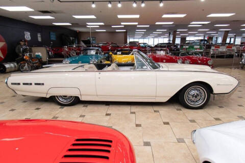 1962 Ford Thunderbird