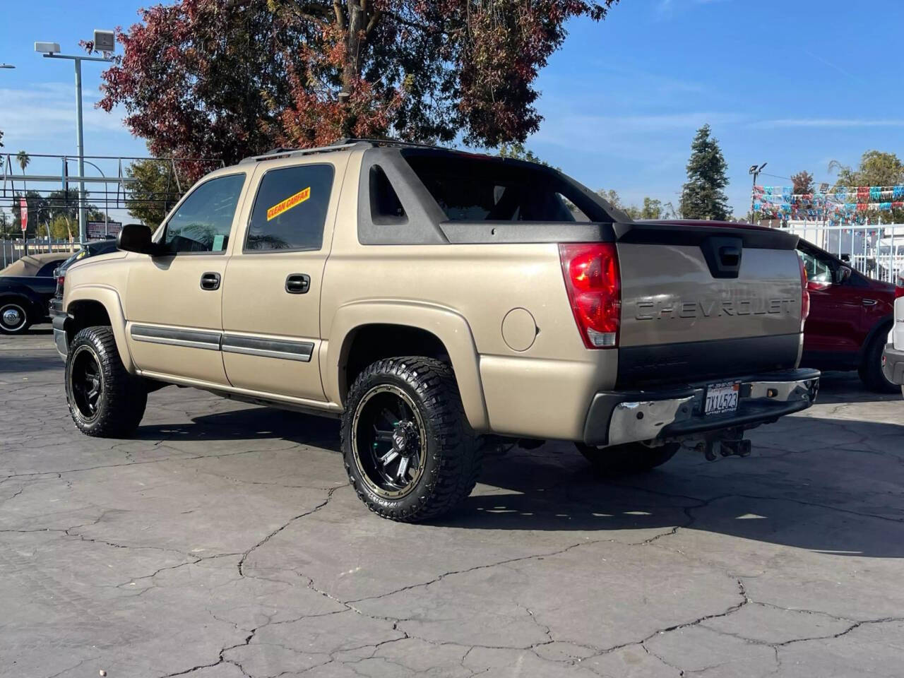 2005 Chevrolet Avalanche for sale at Victory Motors Inc in Modesto, CA