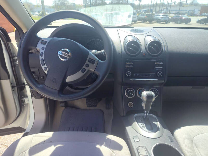 2014 Nissan Rogue Select S