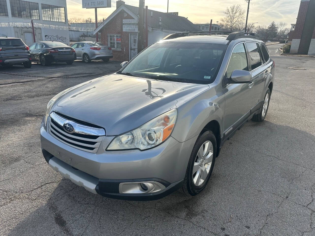 Silver 2011 Subaru Outback 2.5i Limited AWD 2.5i Limited 4dr Wagon 1