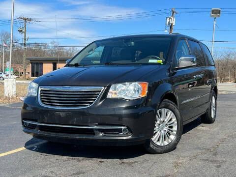 2015 Chrysler Town and Country for sale at MAGIC AUTO SALES in Little Ferry NJ