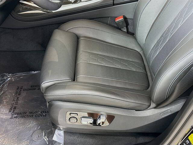 2024 BMW X7 ALPINA XB7