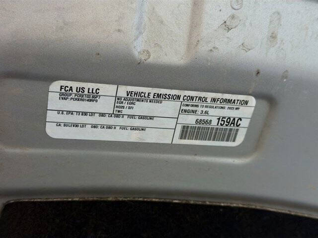 2023 Chrysler Pacifica Touring L