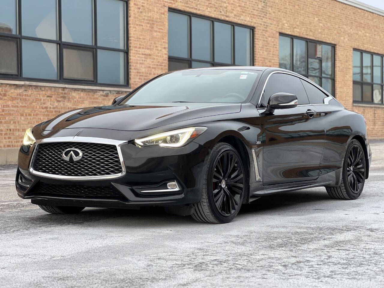 2017 INFINITI Q60 2.0t Coupe RWD