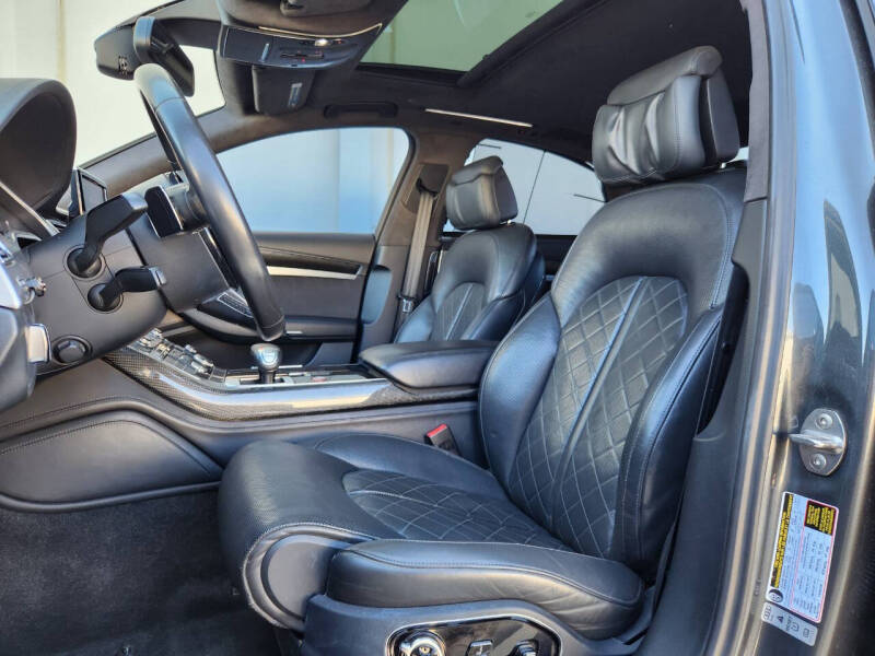 2013 Audi S8 4.0T quattro