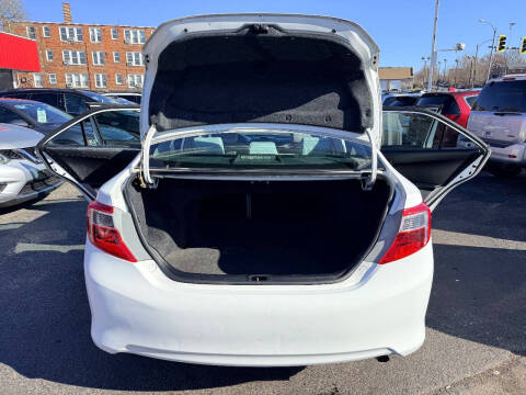 2012 Toyota Camry LE