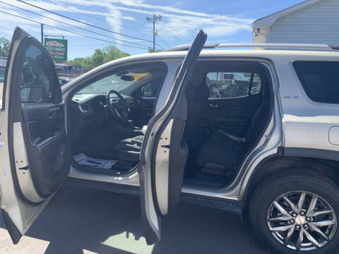 2017 GMC Acadia SLE-2
