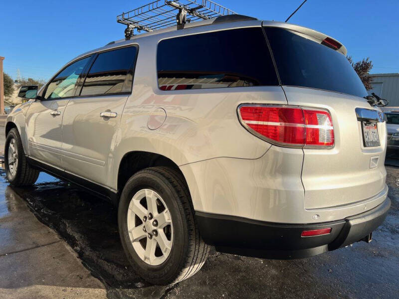 2010 Saturn Outlook XE Premium