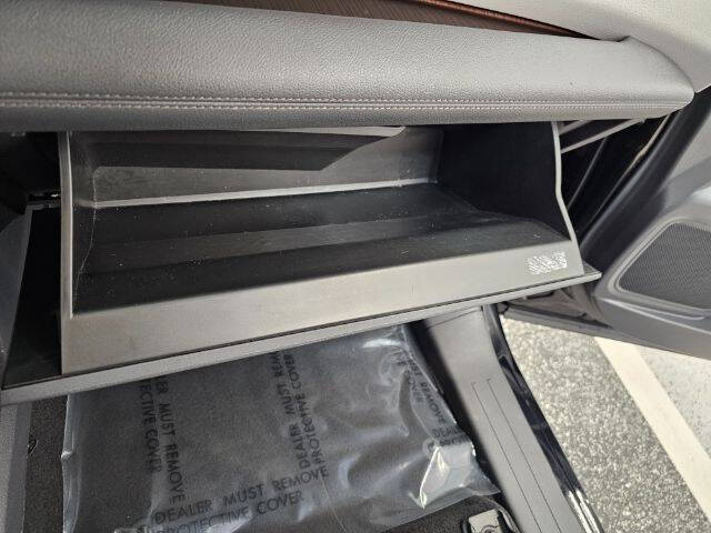 2023 Toyota Sienna LE 8-Passenger