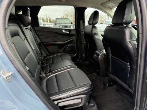 2024 Ford Escape Platinum