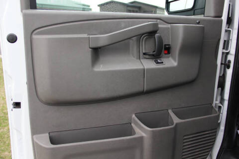 2022 Chevrolet Express 2500