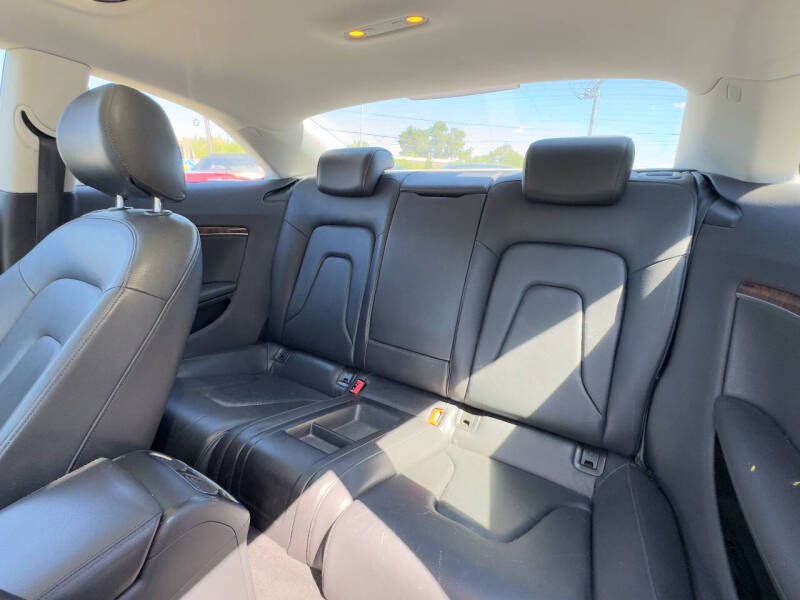 2011 Audi A5 2.0T quattro Premium Plus