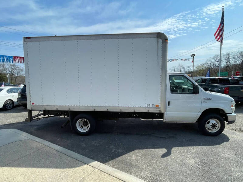 2014 Ford E-Series
