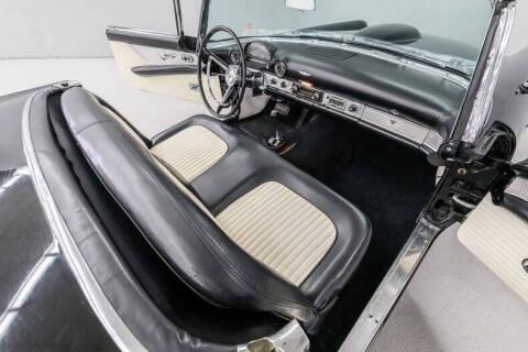 1956 Ford Thunderbird