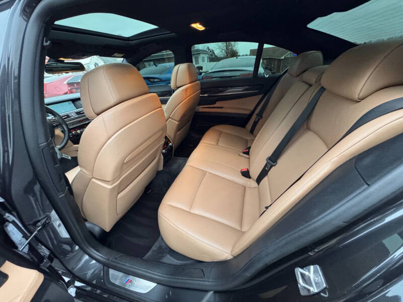 2011 BMW 7 Series 740i