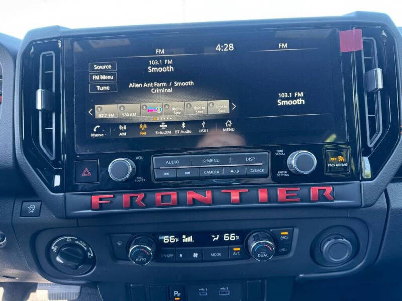 2025 Nissan Frontier