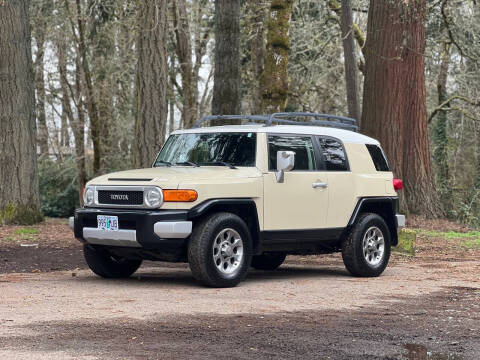 2008 Toyota FJ Cruiser for sale at Rave Auto Sales in Corvallis OR