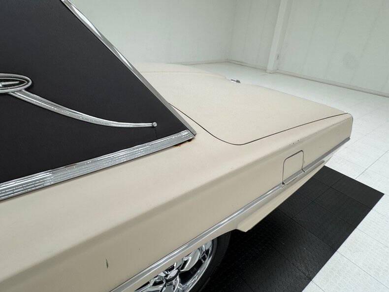 1964 Ford Thunderbird