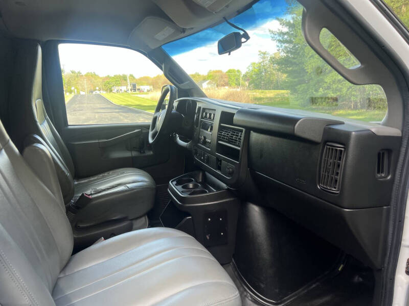 2017 Chevrolet Express 3500