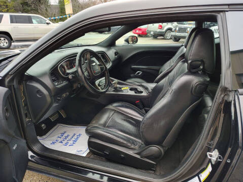 2015 Dodge Challenger SXT Plus