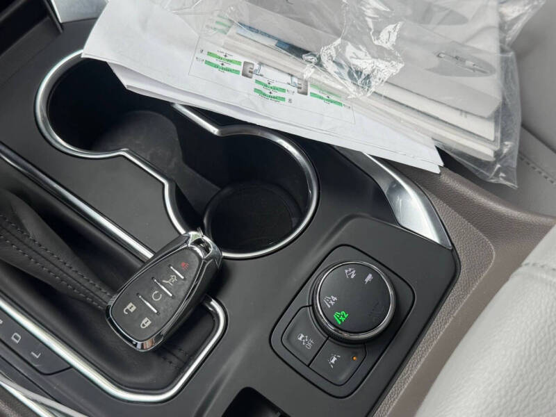 2020 Chevrolet Traverse LT Leather