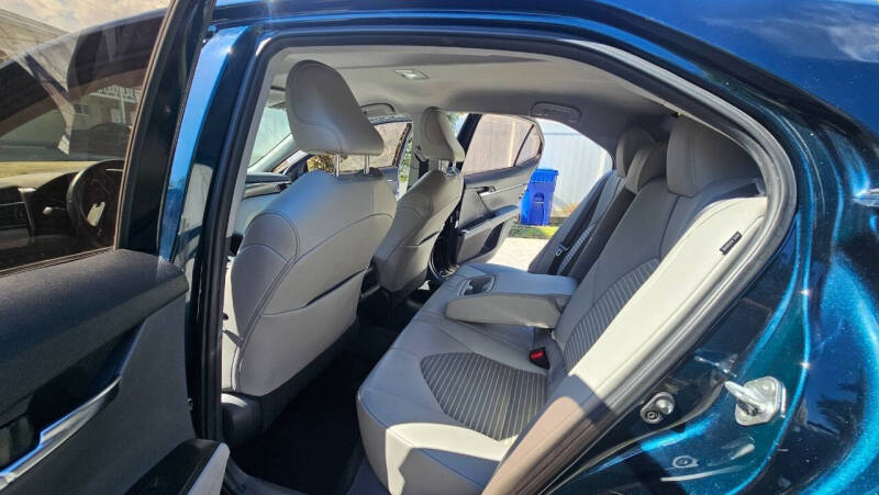 2021 Toyota Camry SE