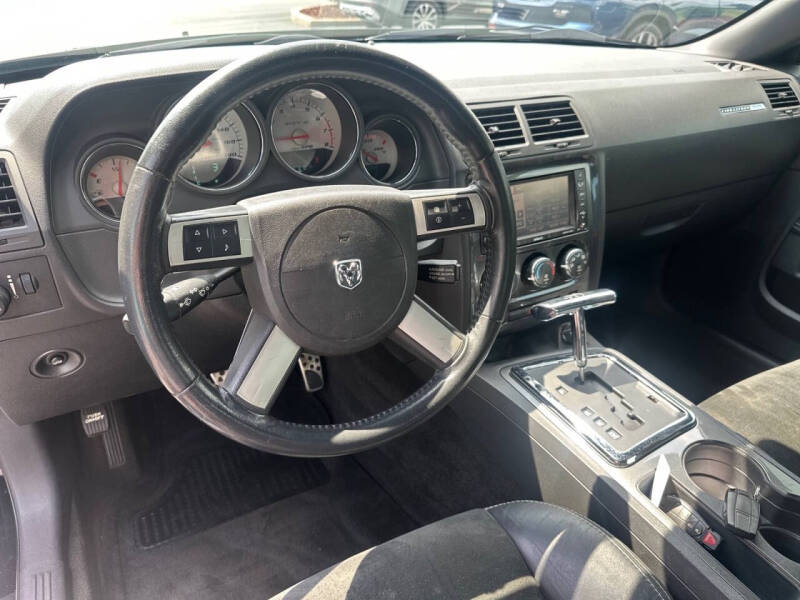 2008 Dodge Challenger SRT8