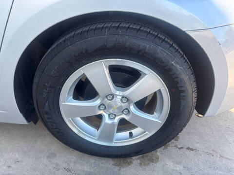 2013 Chevrolet Cruze 1LT Auto