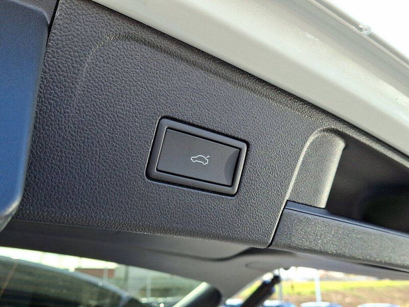 2026 Volkswagen Atlas SEL Premium R-Line 4Motion