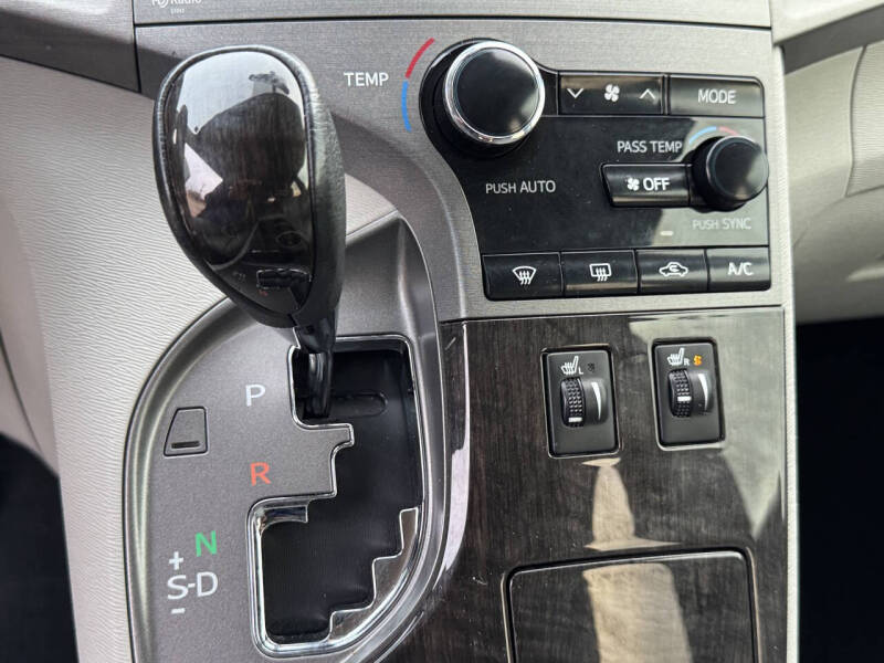 2013 Toyota Venza XLE