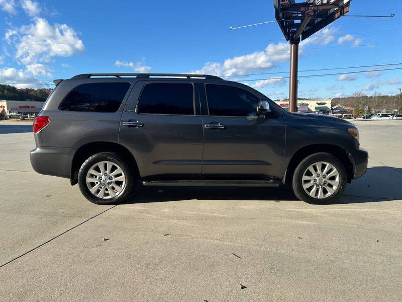 2014 Toyota Sequoia Platinum photo 20